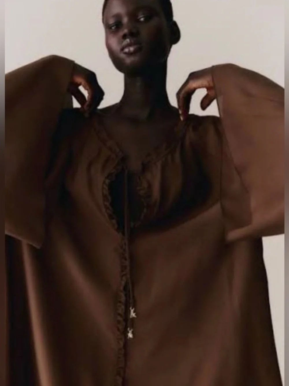 H&M - BROWN OVERSIZED DRESS - Picture 2 of 5